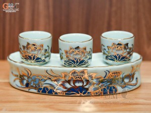 Kỷ cong 3 chén men lam vẽ Sen Đại Cát, vẽ vàng 24k