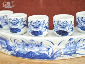 Kỷ cong 5 chén men lam cổ vẽ Sen Tài Lộc