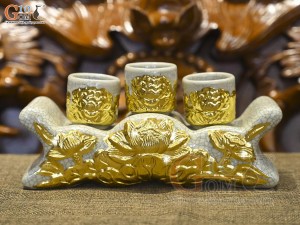 Kỷ ngai 3 men rạn đắp nổi hoa Sen Cát Tường dát vàng 24k