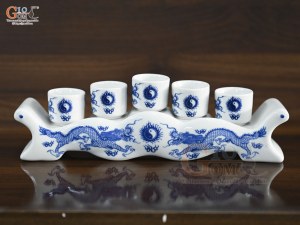 Kỷ ngai 5 chén Long Trấn men lam họa tiết Rồng