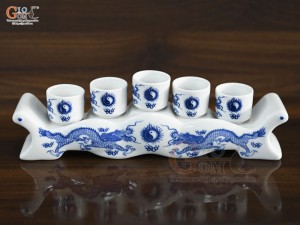 Kỷ ngai 5 chén Long Trấn men lam họa tiết Rồng