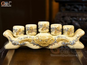 Kỷ ngai 5 chén men hoàng thổ đắp nổi Rồng Như Ý, vẽ vàng 24k