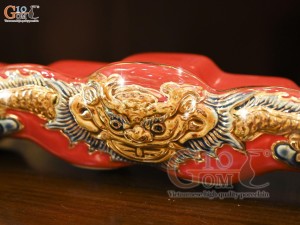 Kỷ ngai 5 chén men màu đắp nổi Rồng Như Ý nền đỏ, vẽ vàng 24k