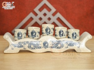 Kỷ ngai 5 chén men rạn hoạ tiết rồng