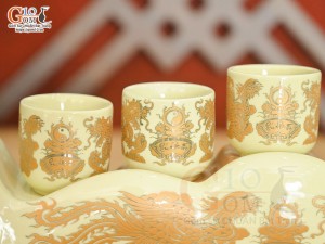 Kỷ ngai 5 họa tiết Rồng vàng kim