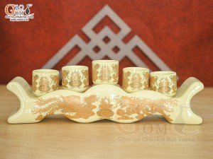 Kỷ ngai 5 họa tiết Rồng vàng kim
