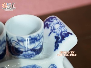 Kỷ ngai 5 chén men lam cổ vẽ Sen Cát Tường