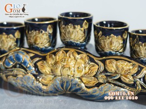 Kỷ ngai 5 Xanh coban đắp nổi Sen - vẽ vàng 24k