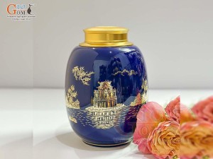 Lọ chè cao men màu xanh coban họa tiết Tháp Rùa vàng kim, cao 20cm