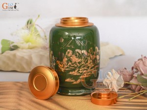 Lọ chè cao men màu xanh lục bảo họa tiết Mã Đáo Thành Công vàng kim, cao 20cm