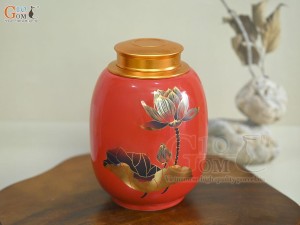Lọ chè dáng béo họa tiết hoa Sen vàng kim, nền đỏ, 300g
