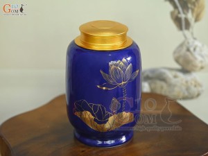 Lọ chè dáng đứng họa tiết hoa Sen vàng kim, nền xanh coban, 300g