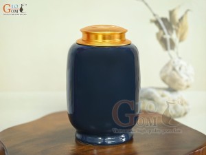 Lọ chè dáng đứng họa tiết Thuận Buồm Xuôi Gió vàng kim, nền xanh dương, 300g