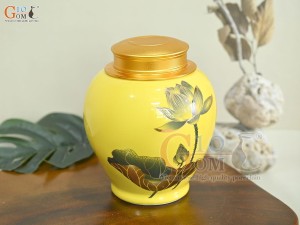 Lọ chè dáng tròn họa tiết hoa Sen vàng kim, nền vàng, 250g