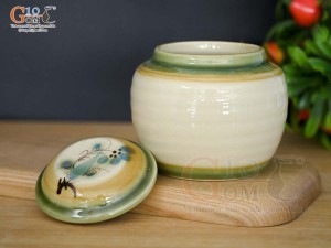 Lọ chè dáng tròn men vuốt vẽ tre xanh