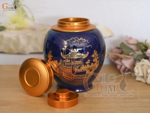 Lọ chè men màu xanh coban họa tiết Chùa Một Cột vàng kim, cao 15cm