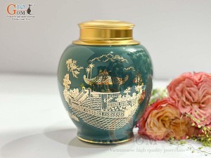 Lọ chè men màu xanh lục bảo họa tiết Chùa Một Cột vàng kim, cao 15cm