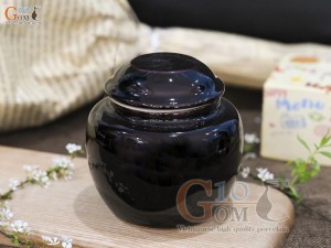 Lọ chè tròn men hỏa biến màu đen