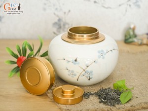 Lọ chè tròn thấp men kem vẽ Đào xanh cao 11cm