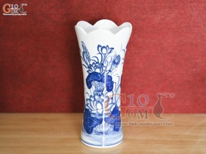 Lọ cốc men trắng họa tiết hoa sen, cao 25cm