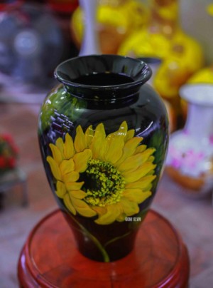 Lọ hoa bát tràng