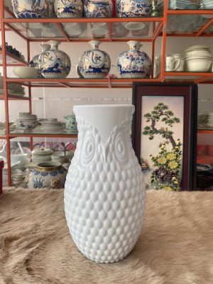 Lọ hoa cú mèo men trắng, cao 28cm