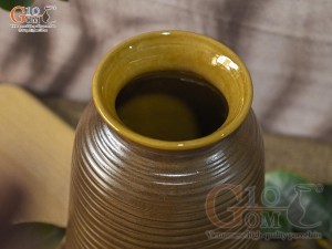 Lọ hoa gốm dáng bầu cổ nhỏ vân sóng, cao 23cm