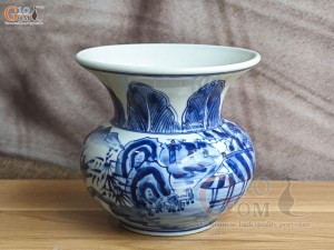 Lọ hoa dáng béo miệng loe men lam cổ vẽ Sơn Thủy, cao 15cm