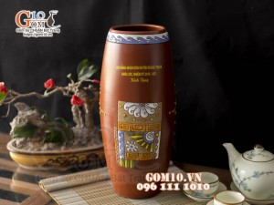 Lọ hoa dáng bom gốm đất đỏ in logo