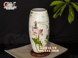 Lọ hoa dáng bom họa tiết hoa sen, cao 32cm