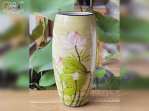 Lọ hoa dáng bom men màu vẽ hoa Sen hồng, cao 30cm