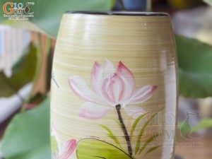 Lọ hoa dáng bom men màu vẽ hoa Sen hồng, cao 30cm