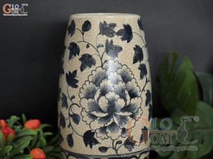 Lọ hoa dáng bom men rạn cổ vẽ hoa dây, cao 29cm