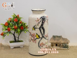 Lọ hoa dáng chai men kem vẽ hoa đào