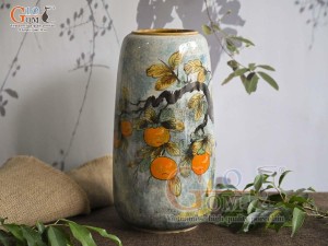 Lọ hoa dáng chuông cao men màu vẽ cành hồng, cao 30cm