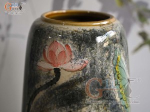 Lọ hoa dáng chuông cao men màu vẽ hoa Sen, cao 19cm