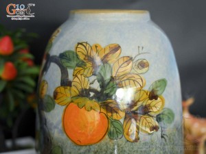 Lọ hoa dáng chuông béo men màu vẽ cành hồng , cao 33cm