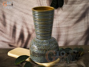 Lọ hoa dáng đầm vân sóng màu rêu, cao 30cm