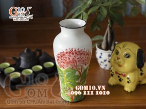 Lọ hoa dáng đùi dế họa tiết hoa sống đời, cao 29cm