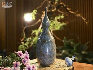 Lọ hoa dáng hồ lô men kết tinh đa đồng tâm bảo bọc đồng, cao 43cm (hàng vuốt tay)