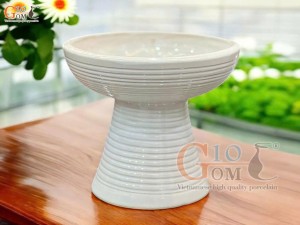 Lọ hoa dáng mặt hồ men trắng vân sóng, cao 17cm