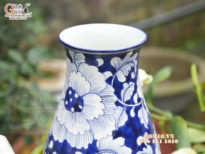 Lọ hoa dáng miệng loe men lam cổ vẽ hoa Phù Dung, cao 29cm