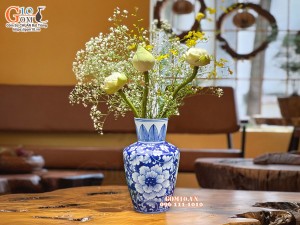 Lọ hoa dáng miệng vát men lam cổ vẽ hoa Phù Dung, cao 28cm