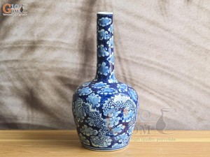 Lọ hoa dáng nậm to vẽ Long ẩn nền băng, cao 30cm