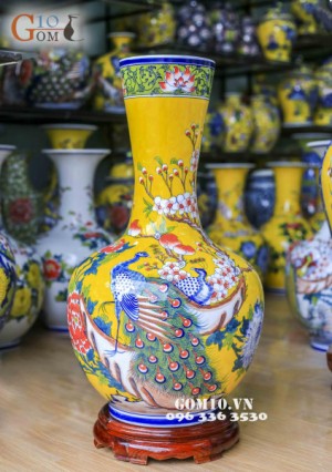 Lọ hoa dáng nền vàng dáng Tỏi ống cao 70cm