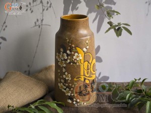 Lọ hoa gốm dáng ống trụ vẽ chữ Lộc, cao 29cm