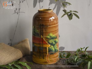Lọ hoa dáng ống trụ men màu vẽ Phố Cổ, cao 26cm