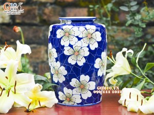 Lọ hoa dáng phích cổ dẹt men màu vẽ hoa, cao 30cm