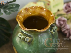 Lọ hoa dáng rỏ tròn có quai men ngọc lục bảo, cao 18.5cm