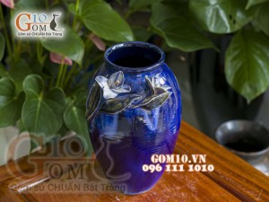 Lọ hoa dáng thon men hỏa biến đắp nổi cánh hoa, cao 27cm